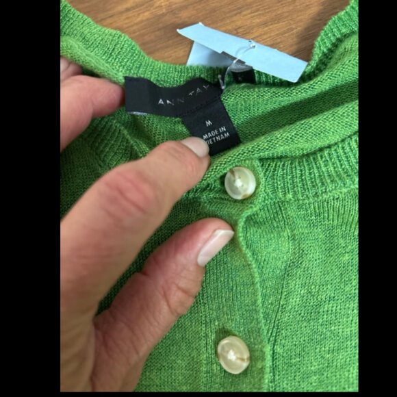 ANN TAYLOR THE ANN CARDIGAN LINEN BLEND BUTTON FRONT NWOT $90 M GREEN - Picture 4 of 5